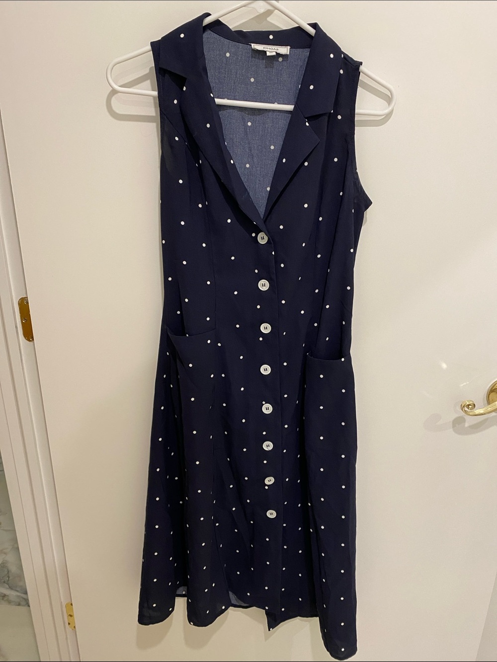 RIHOAS Navy Polka Dot Sleeveless Button-Front Midi Dress